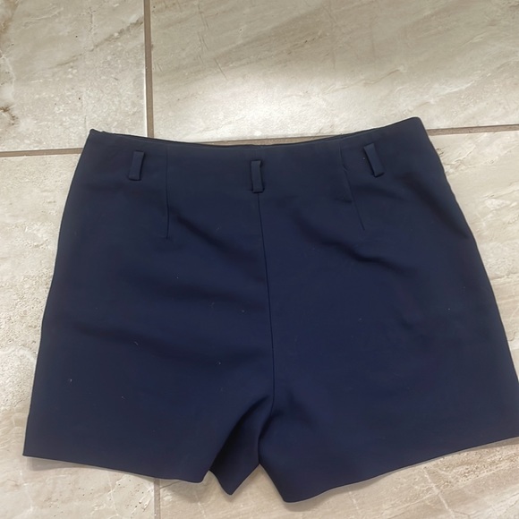 Short - Picture 2 of 2